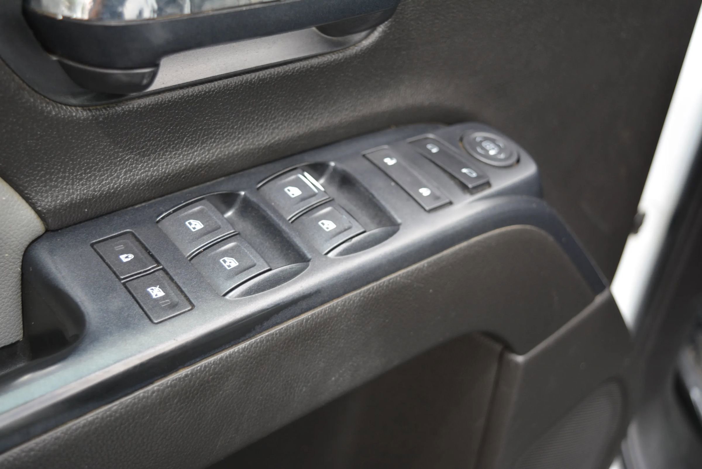 Used 2017 GMC Sierra 2500 4x4 Crew Cab image 17