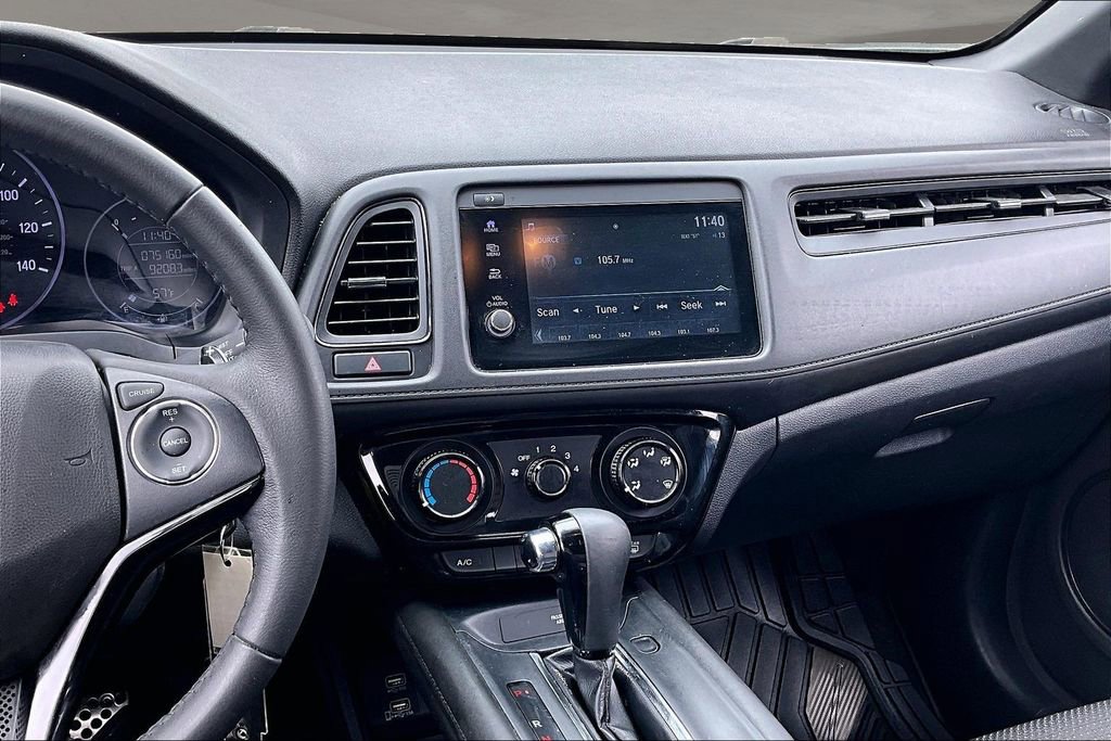 Used 2022 Honda HR-V Sport image 9