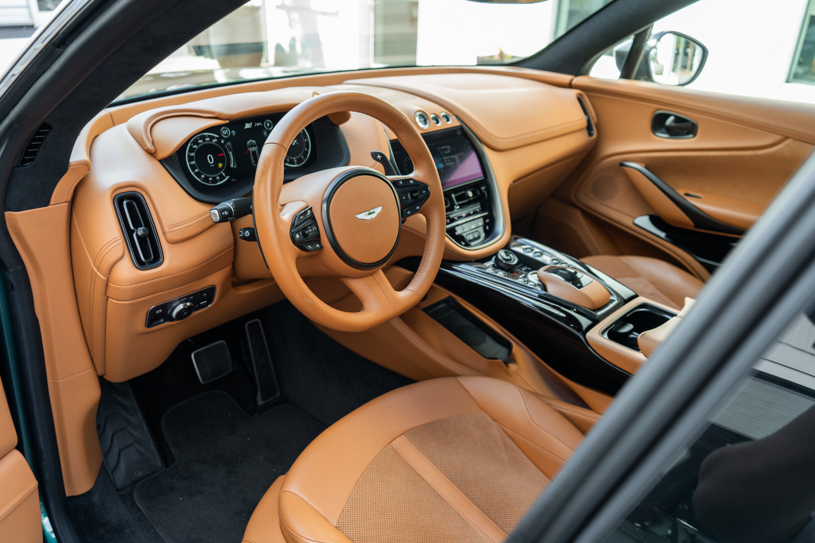 Used 2023 Aston Martin DBX 707 AWD/4WD image 5