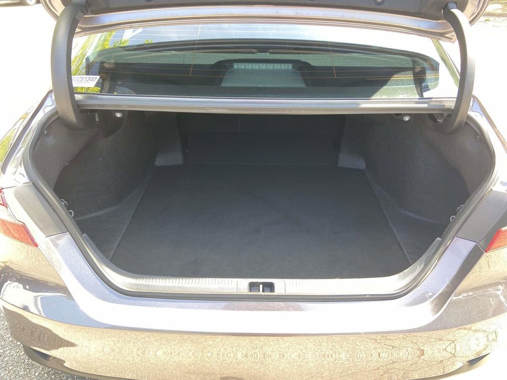 Used 2024 Toyota Camry LE w/ Convenience Package FWD image 10