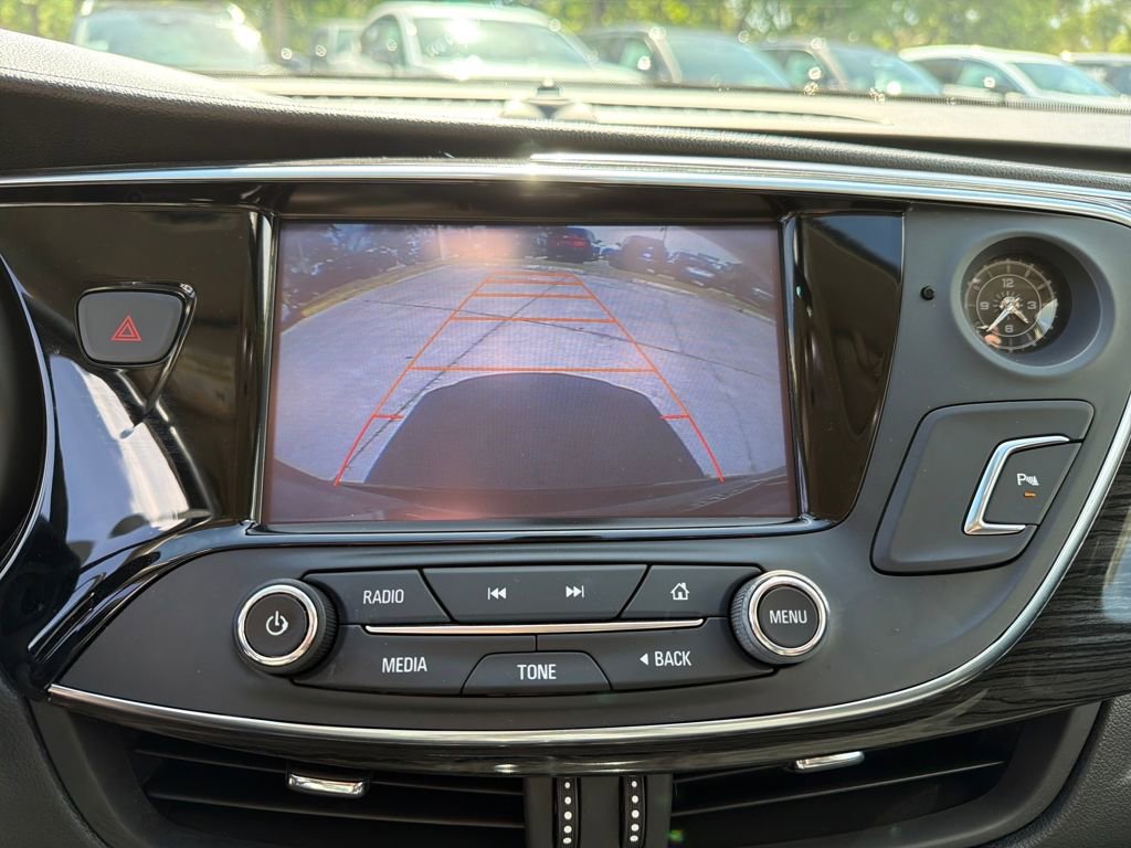Used 2017 Buick Envision Essence FWD image 25