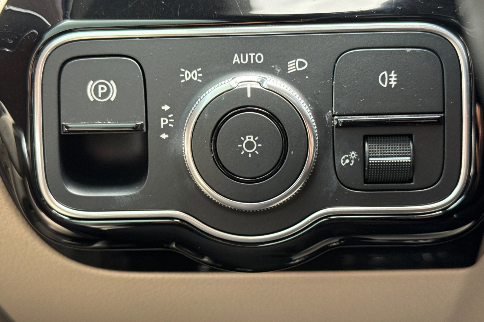 Used 2022 Mercedes-Benz A 220 4MATIC image 28