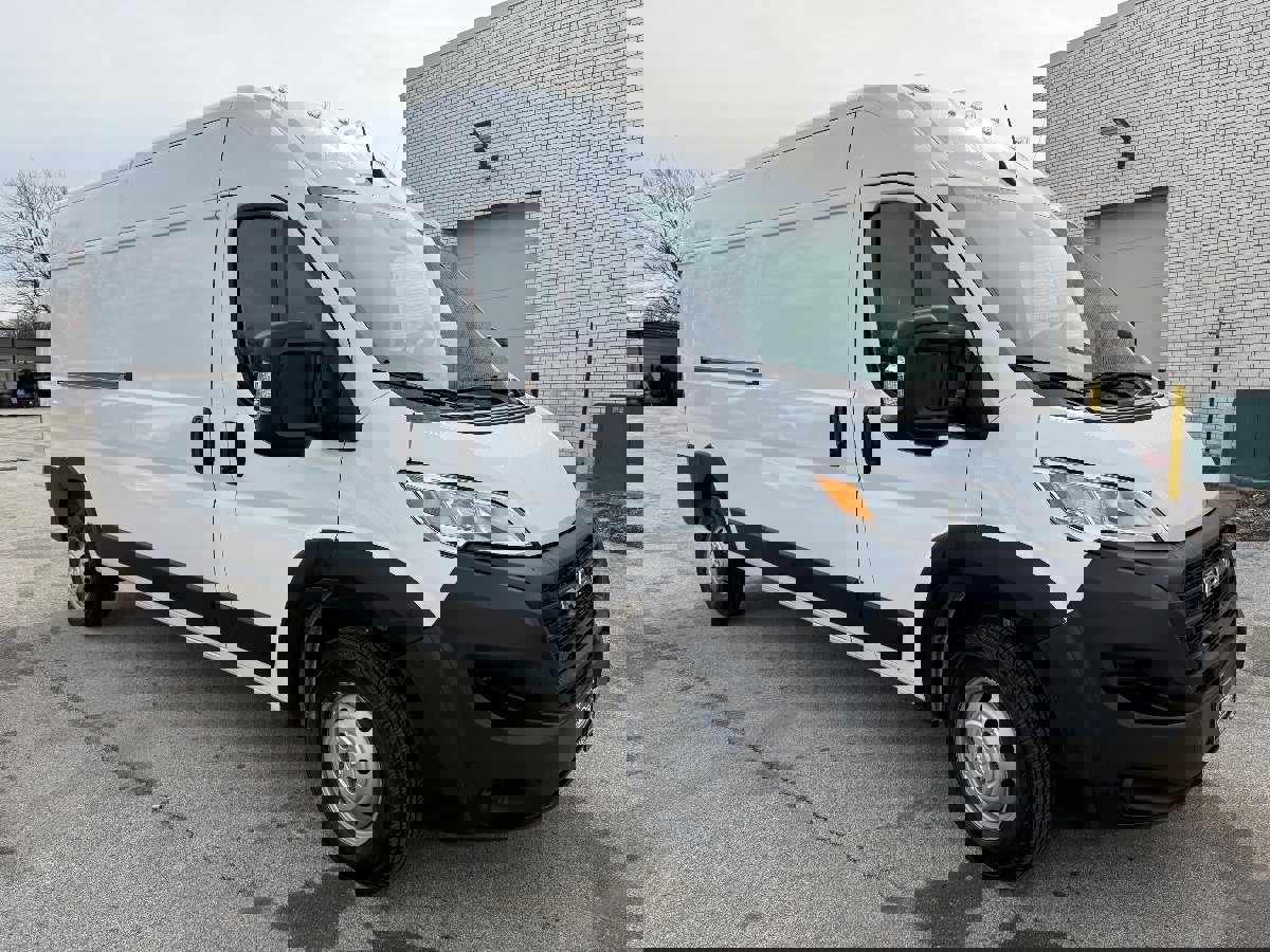 Used 2023 RAM ProMaster 2500 image 4