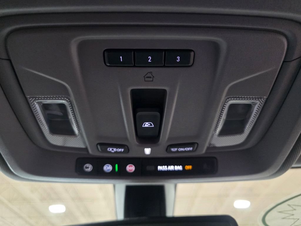 Used 2019 Chevrolet Silverado 1500 LTZ w/ LTZ Plus Package AWD/4WD image 26