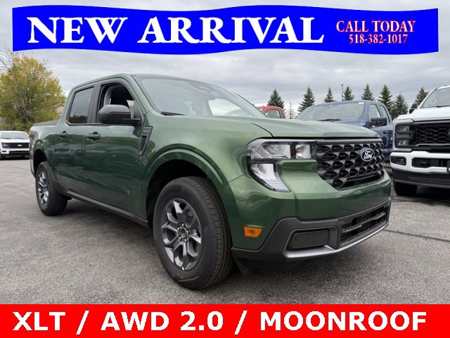 New 2025 Ford Maverick XLT w/ Equipment Group 302A