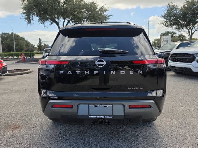 New 2026 Nissan Pathfinder Platinum FWD image 7