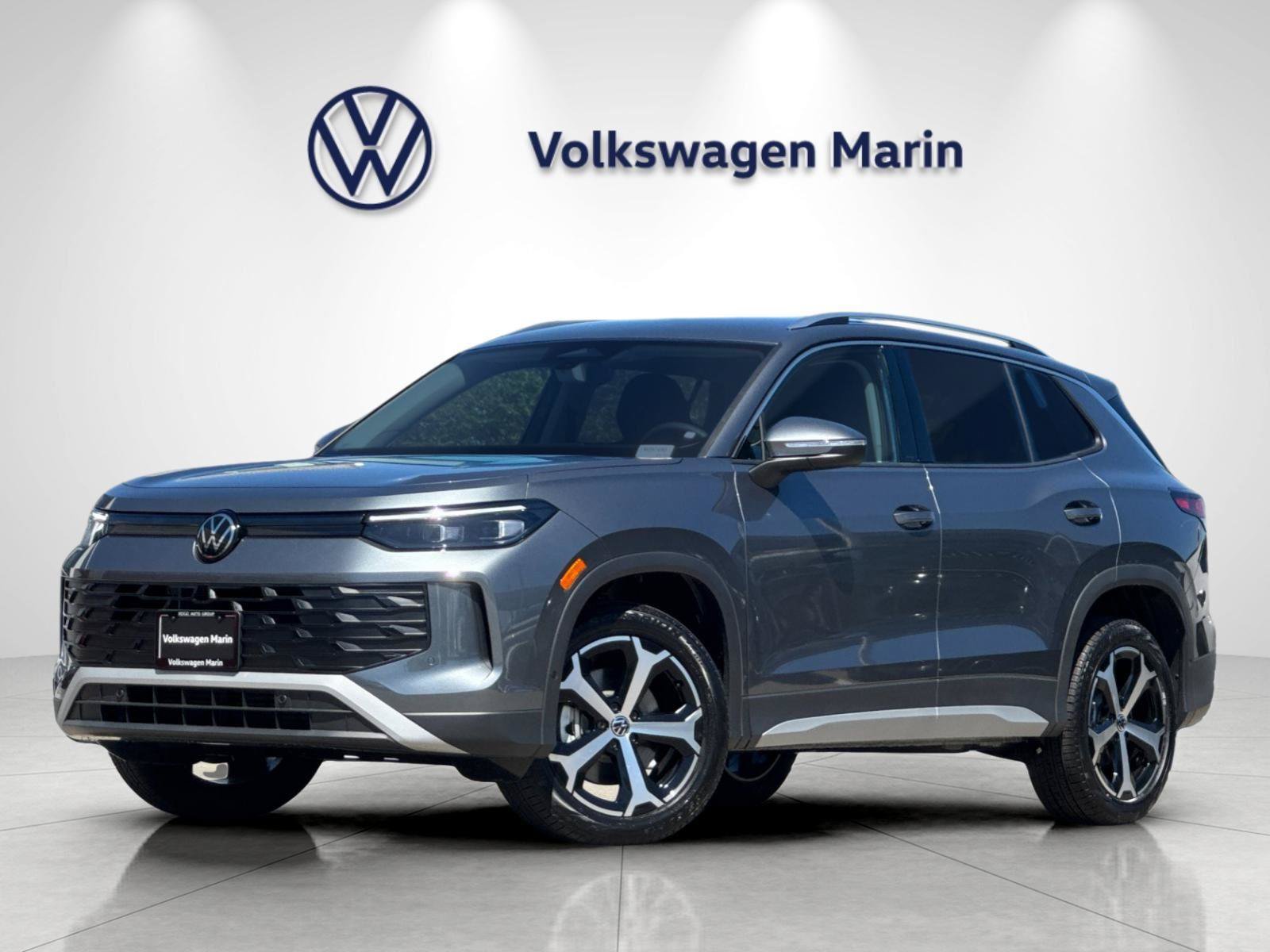 New 2026 Volkswagen Tiguan SE