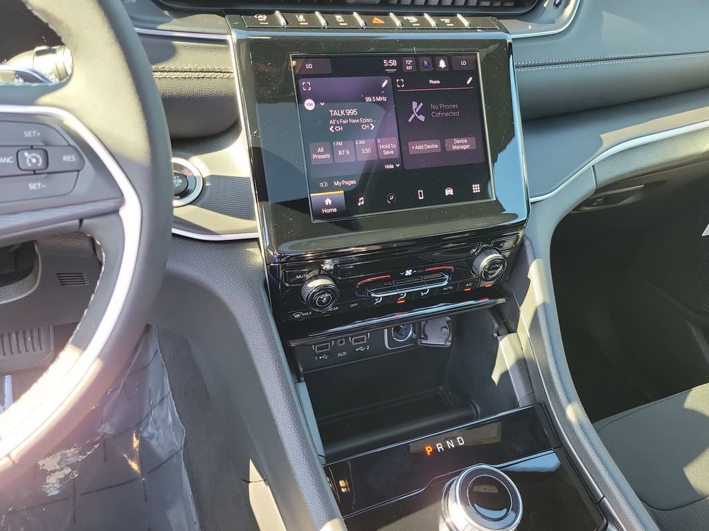 New 2025 Jeep Grand Cherokee Laredo X image 20