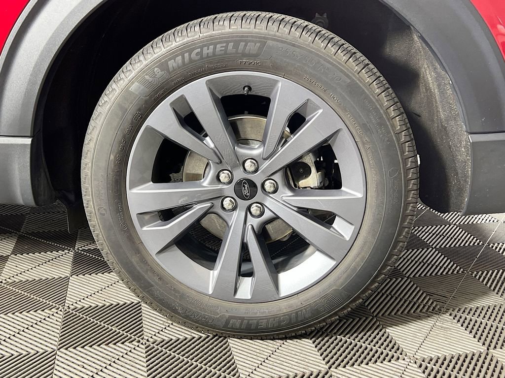 Used 2023 Ford Explorer XLT w/ Equipment Group 202A image 36