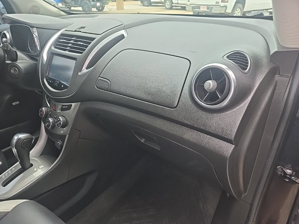 Used 2016 Chevrolet Trax LTZ w/ Midnight Edition AWD/4WD image 66