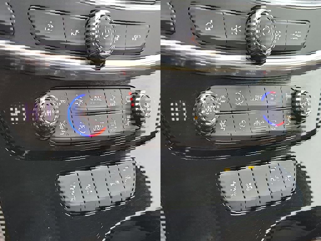 Used 2019 Buick LaCrosse Premium w/ Driver Confidence Package II image 27