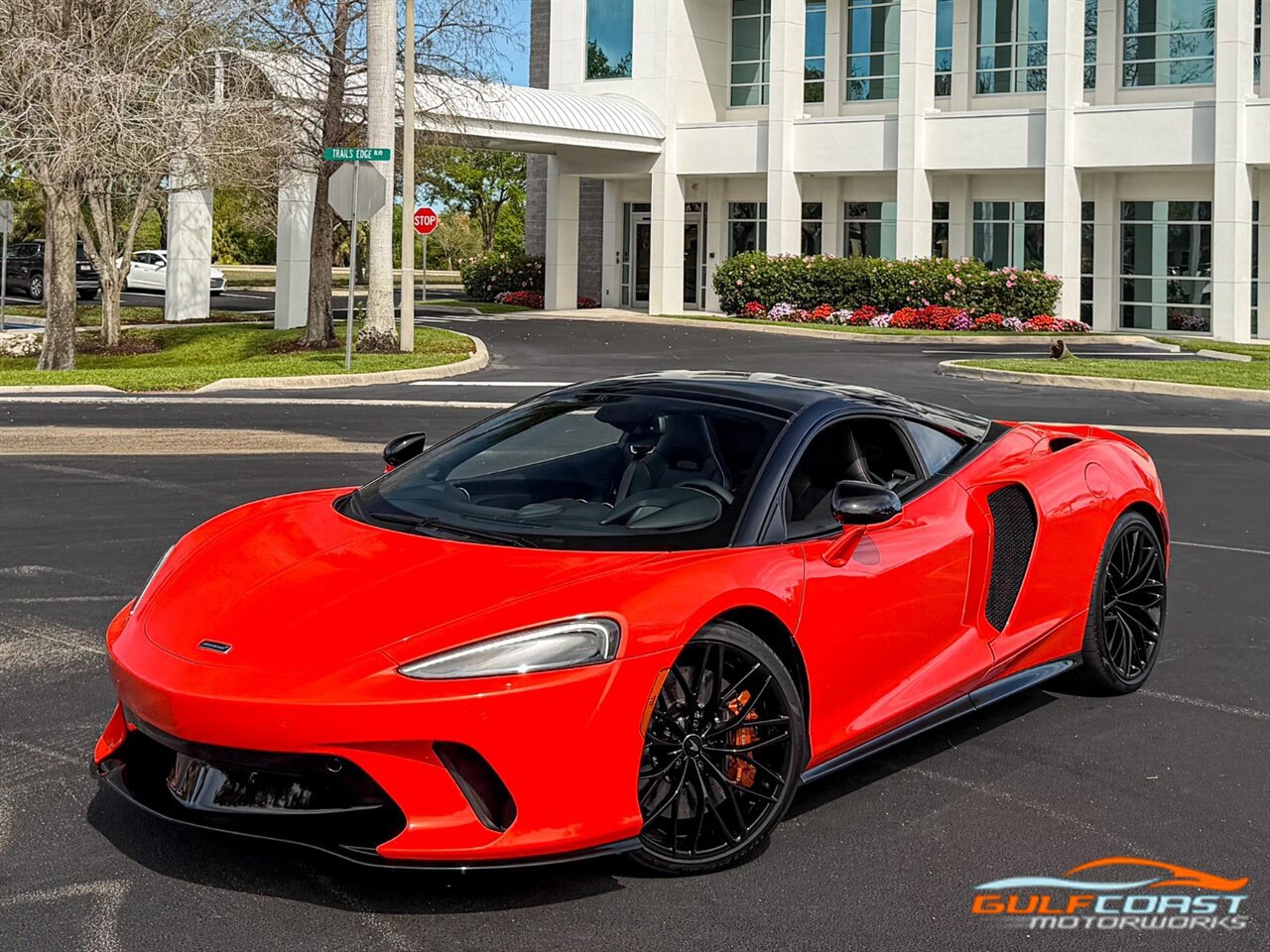 Used 2023 McLaren GT image 10