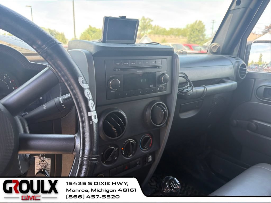Used 2008 Jeep Wrangler X AWD/4WD image 17