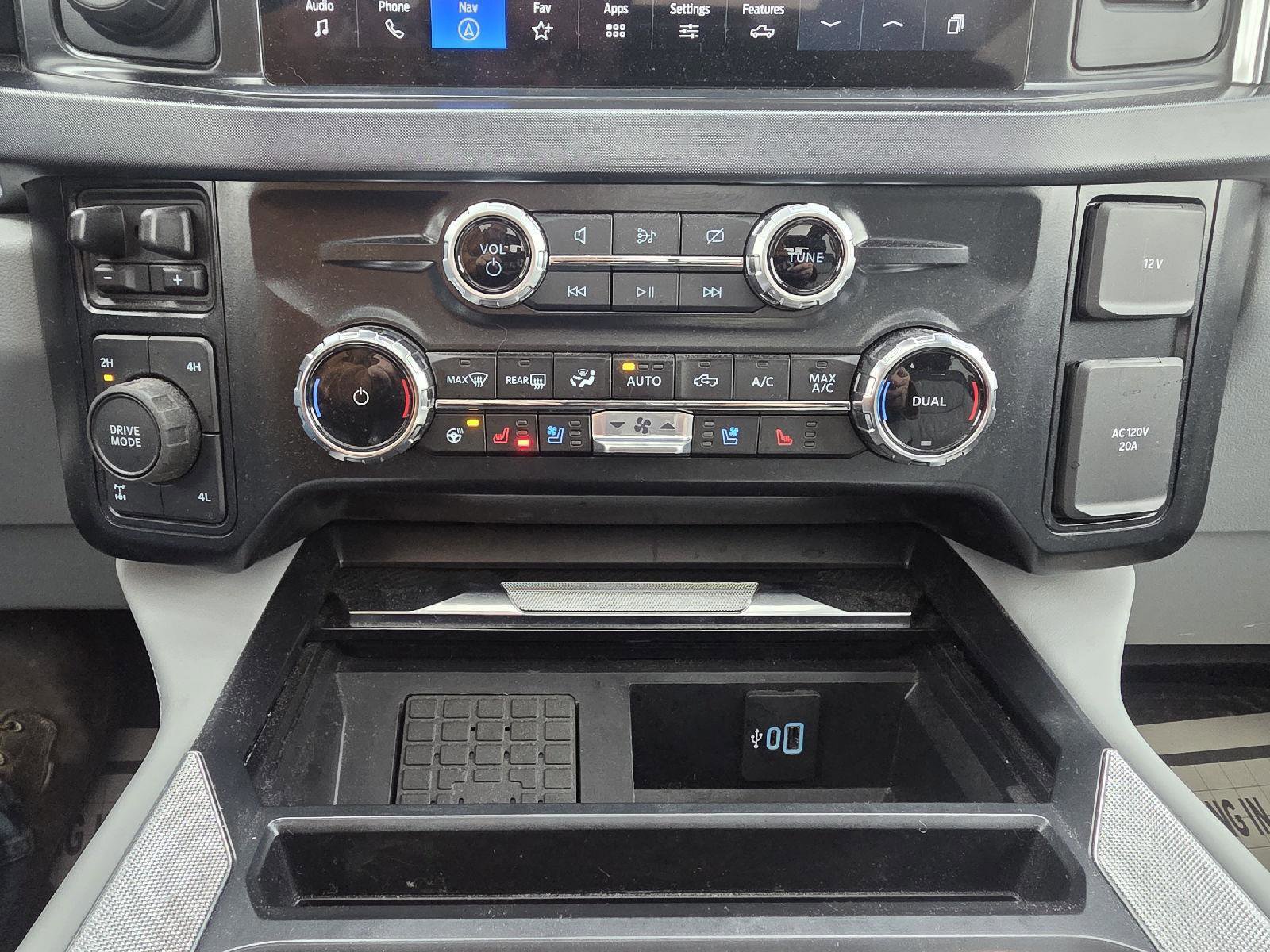 Used 2024 Ford F350 Limited w/ FX4 Off-Road Package image 23