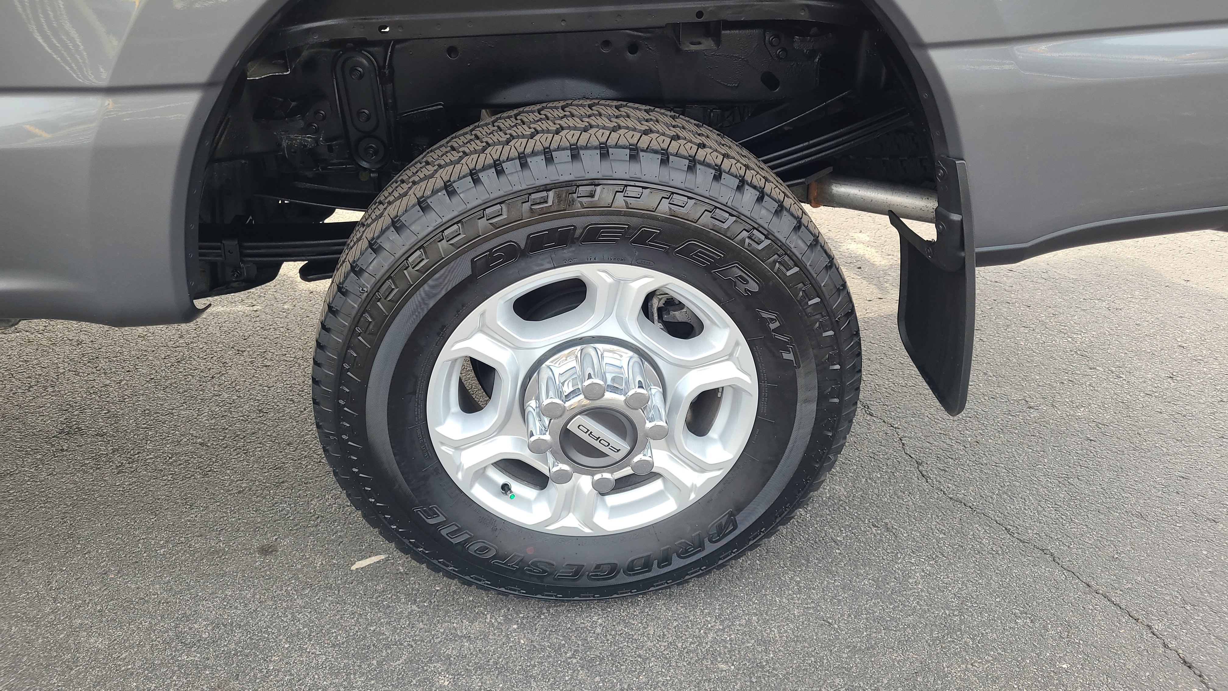 Used 2025 Ford F350 XLT w/ 360-Degree Camera Package image 11