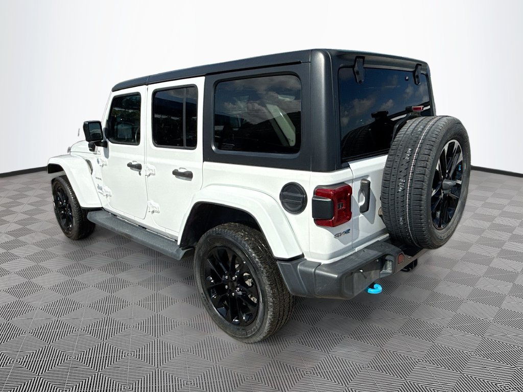 Certified 2022 Jeep Wrangler Unlimited Sahara w/ Cold Weather Group AWD/4WD image 7