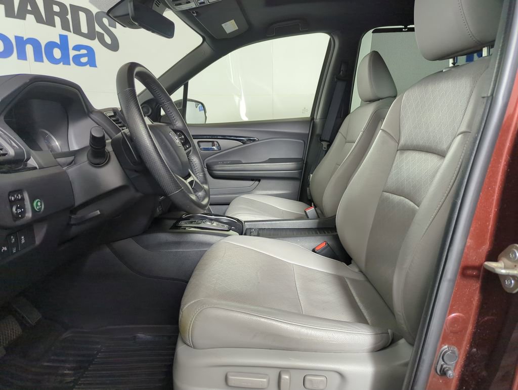Certified 2019 Honda Passport Touring image 8