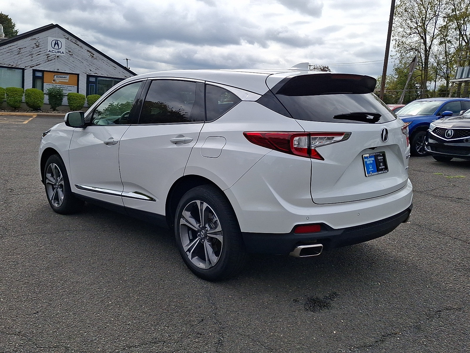 Certified 2025 Acura RDX w/ Technology Package AWD/4WD image 4