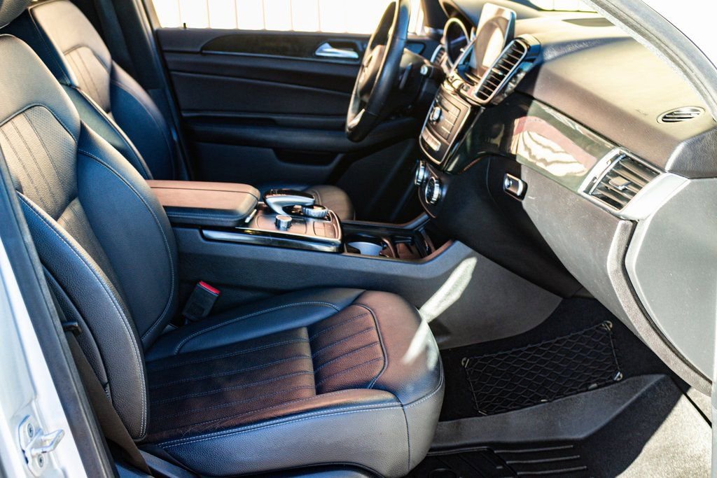 Used 2018 Mercedes-Benz GLE 350 4MATIC w/ Premium 2 Package image 24