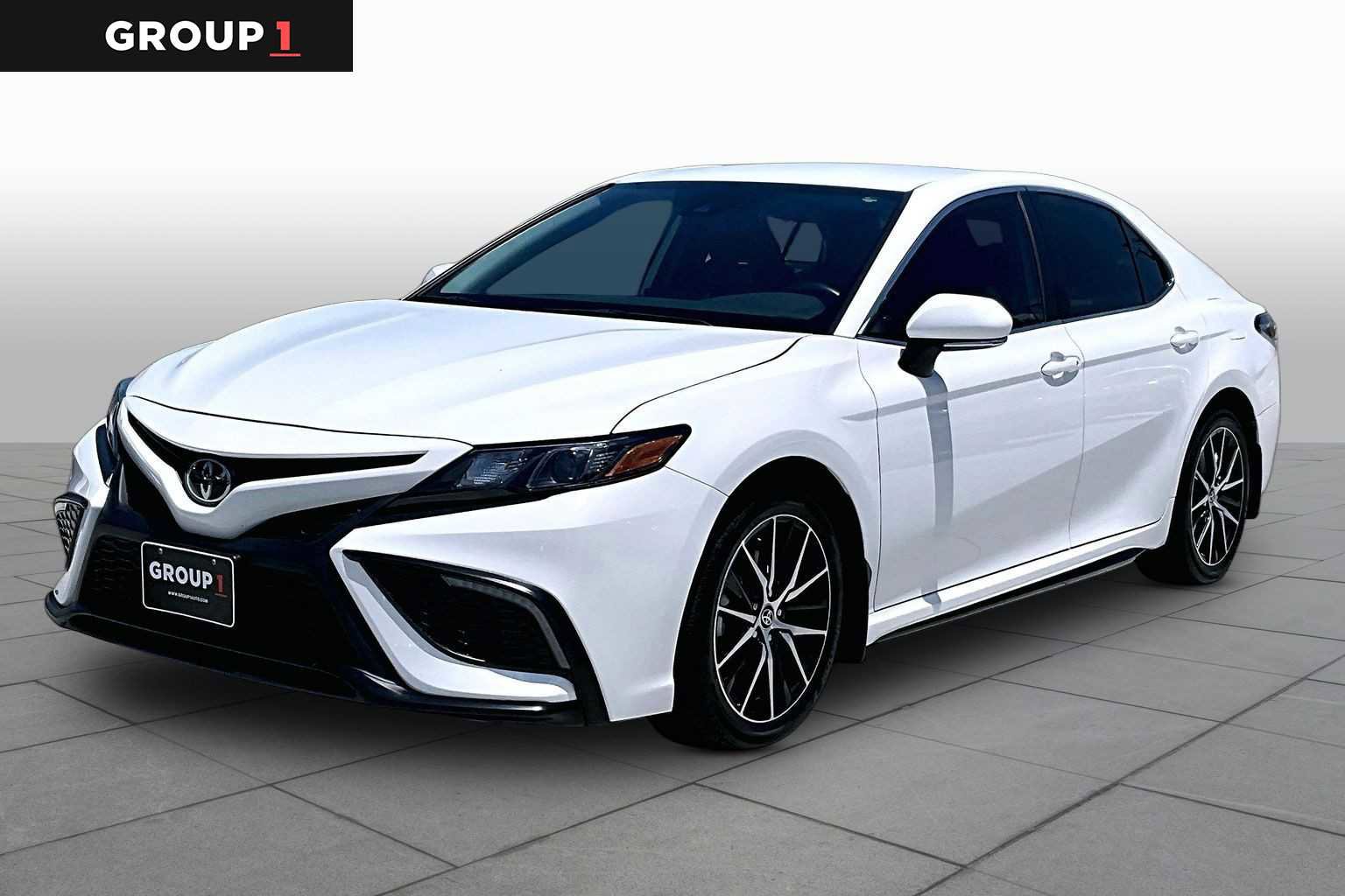 Used 2023 Toyota Camry SE w/ Convenience Package FWD video 1