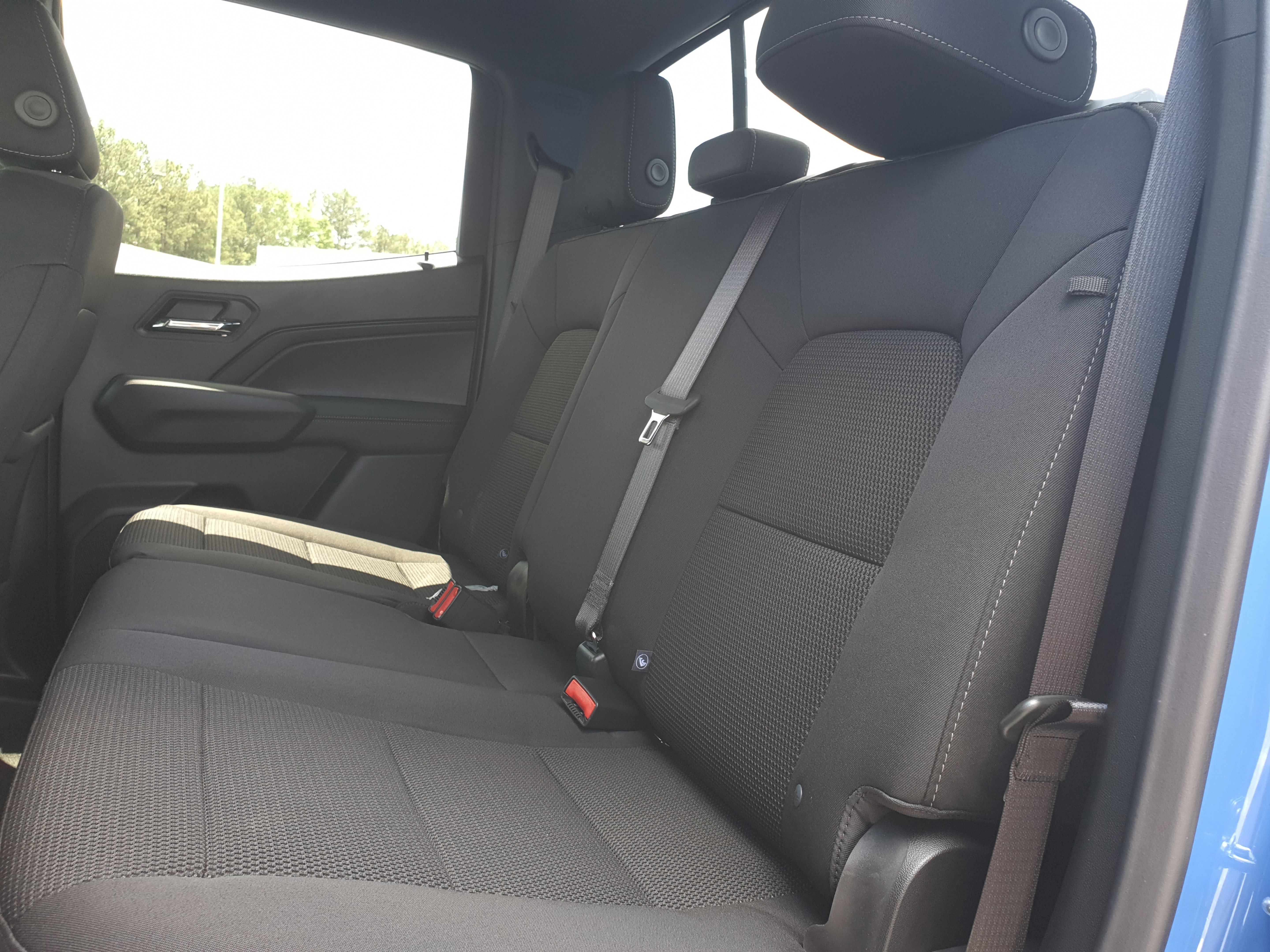 New 2025 GMC Canyon Elevation image 10