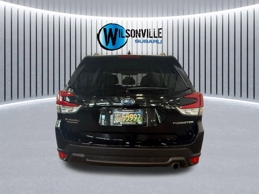 Used 2022 Subaru Forester Limited image 5