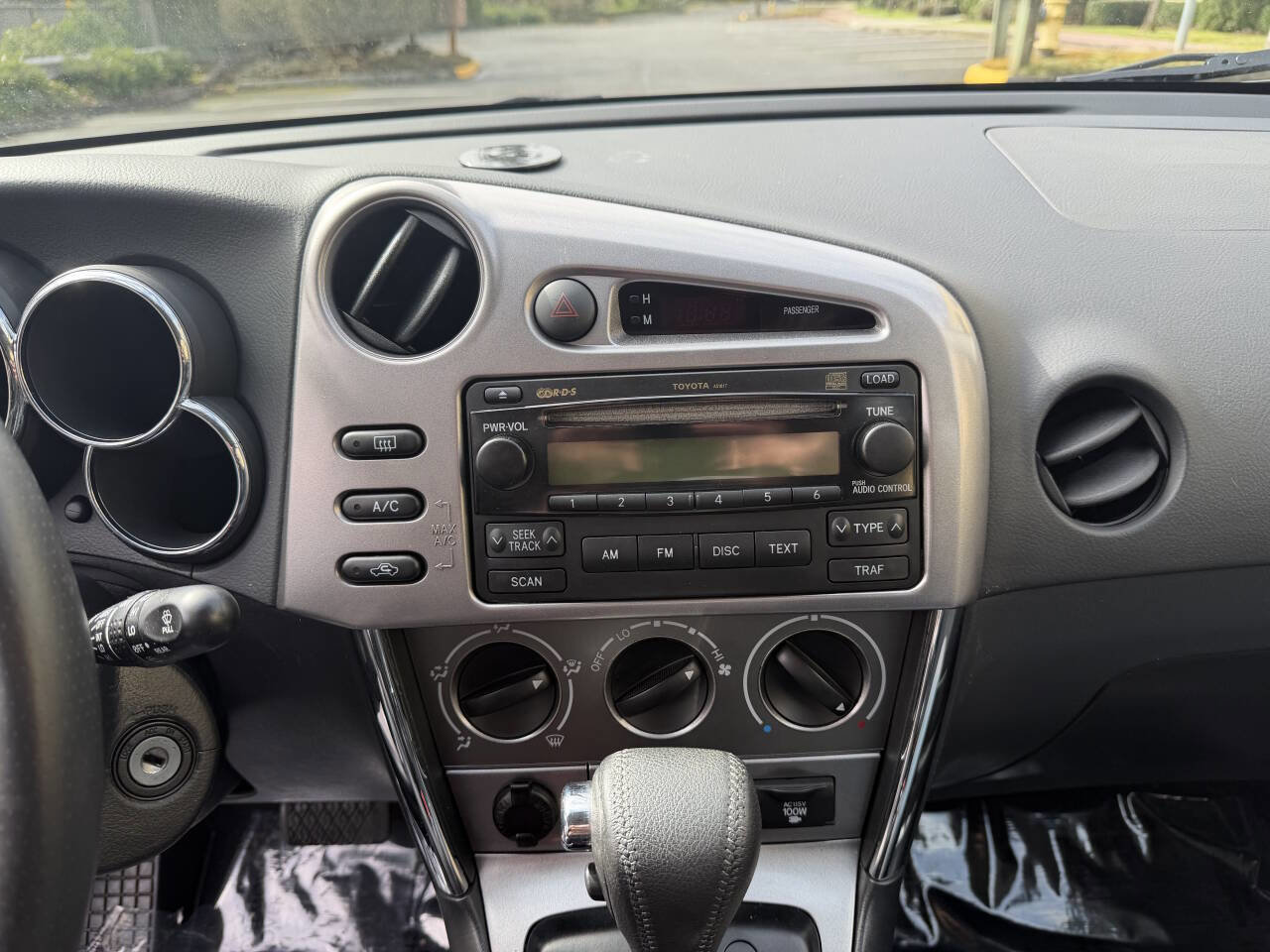 Used 2006 Toyota Matrix XR image 19