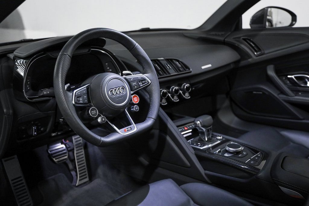 Used 2023 Audi R8 V10 performance AWD/4WD image 32