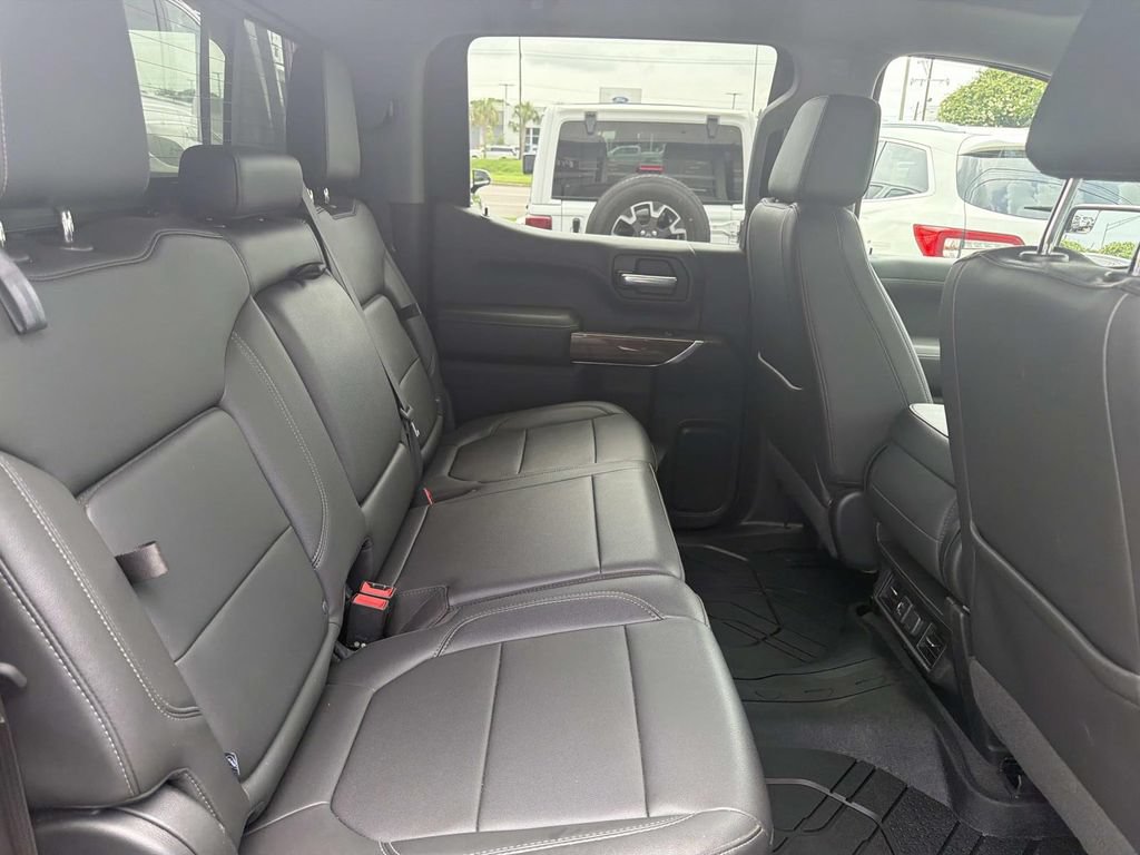 Used 2021 Chevrolet Silverado 1500 LT w/ Texas Edition Plus AWD/4WD image 9