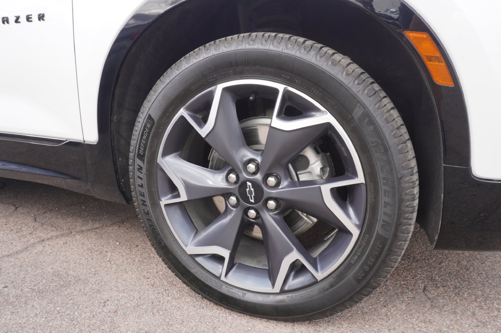 Used 2022 Chevrolet Blazer RS w/ Enhanced Convenience Package FWD image 6