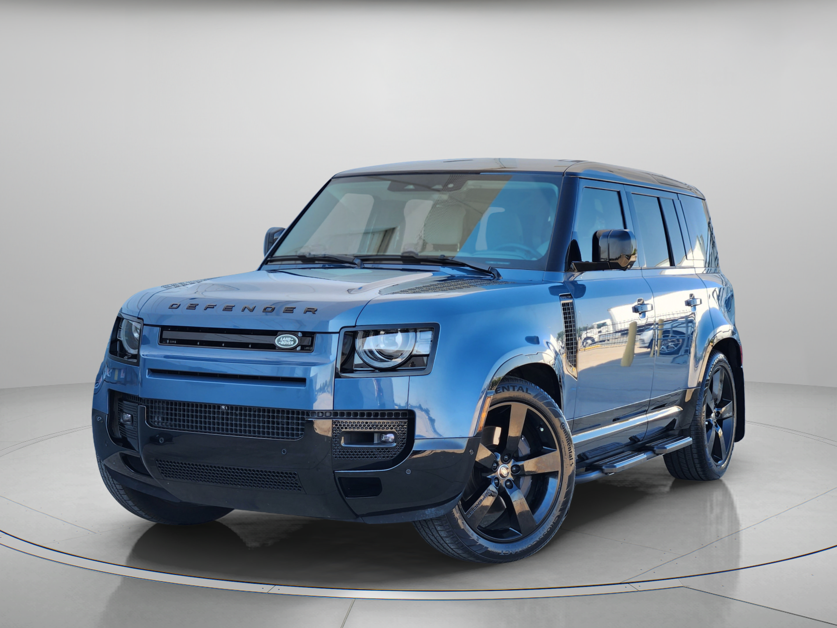 Used 2025 Land Rover Defender 110 X-Dynamic SE