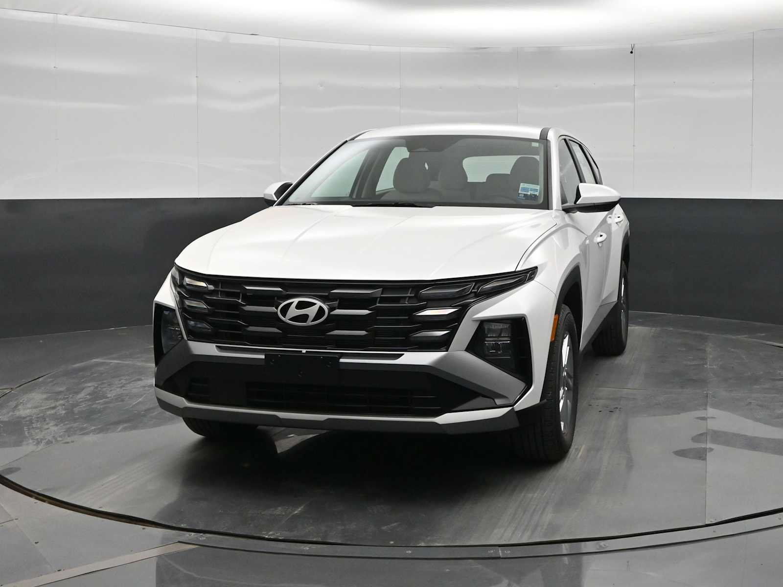 New 2026 Hyundai Tucson SE AWD/4WD image 3