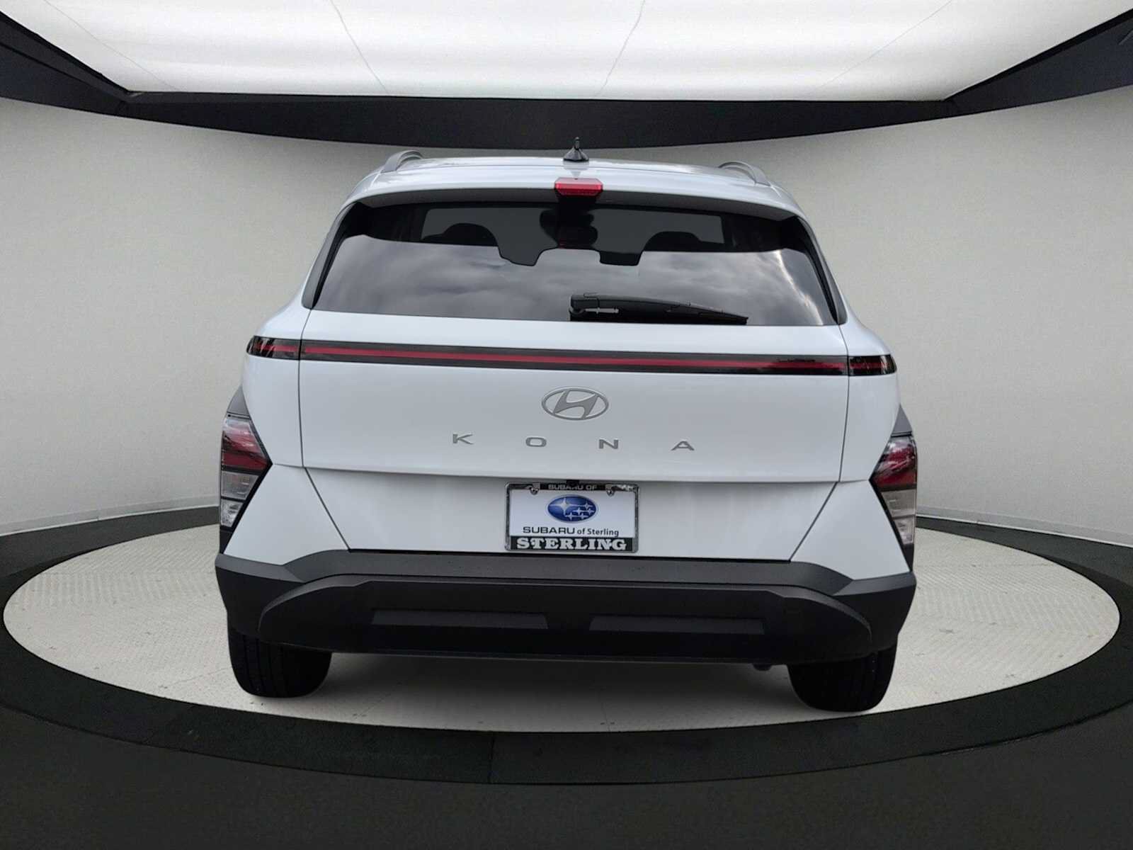 Used 2025 Hyundai Kona SEL FWD image 7