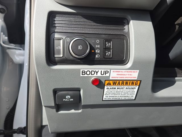 New 2025 Ford F550 4x4 Regular Cab Super Duty image 13