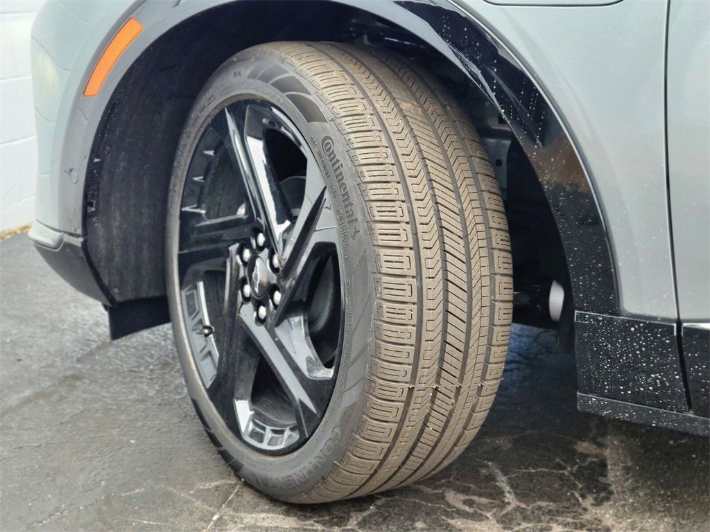 New 2025 Chevrolet Equinox EV RS image 31