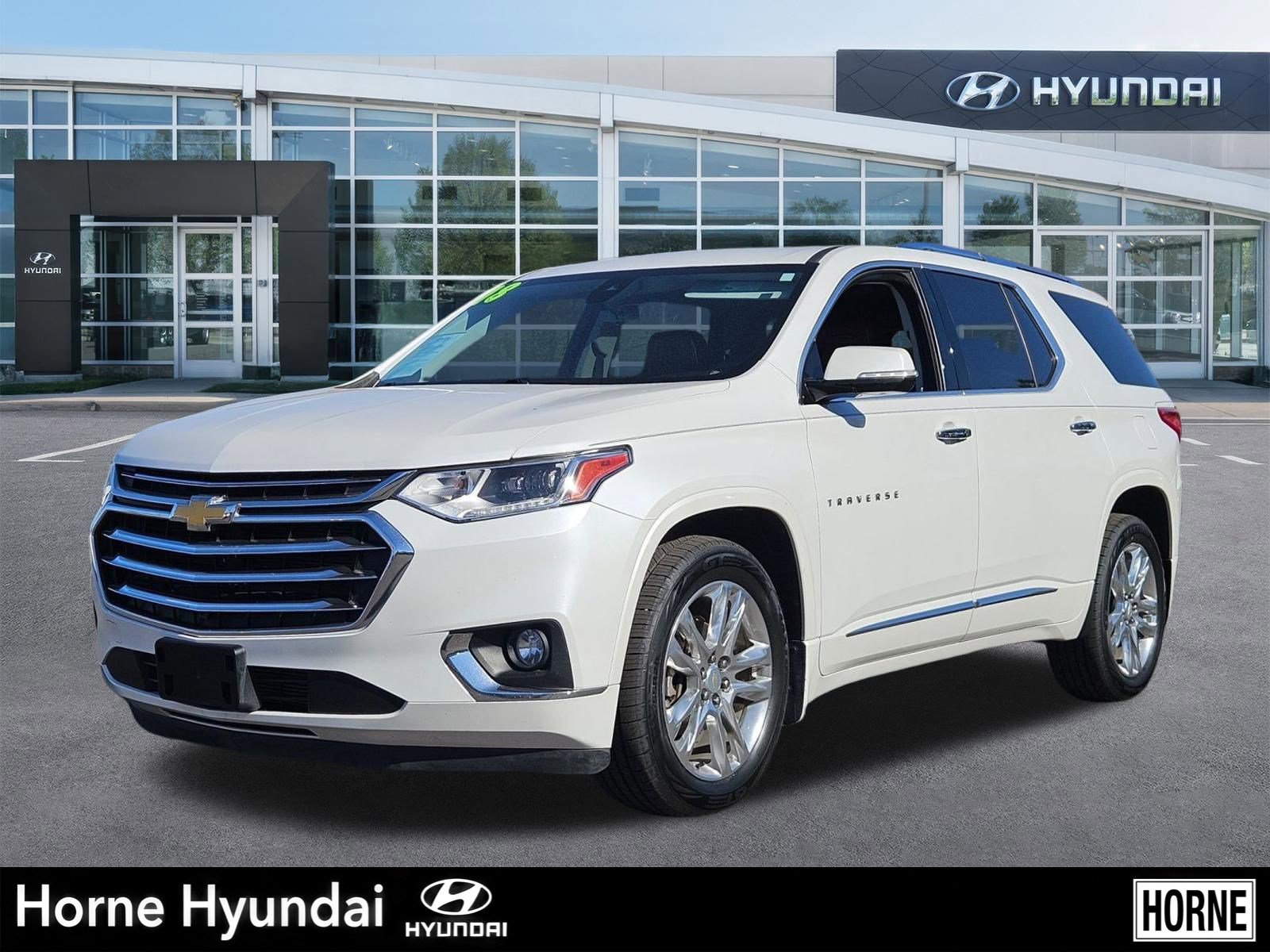 Used 2018 Chevrolet Traverse High Country AWD/4WD image 1