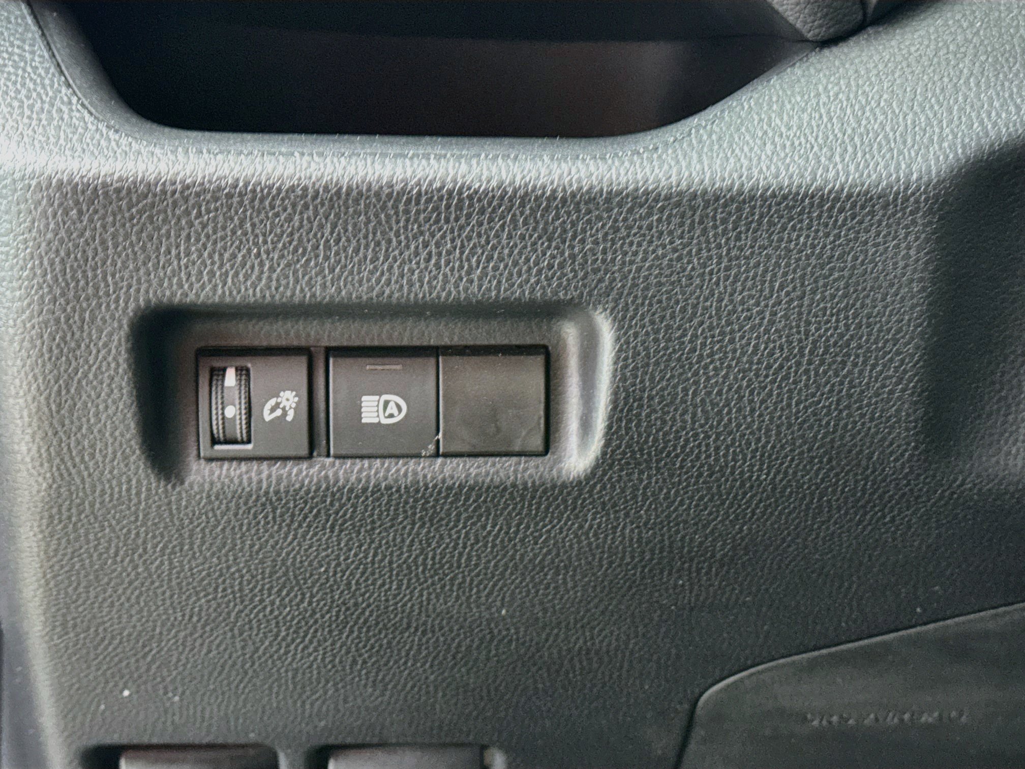 Certified 2024 Toyota RAV4 LE AWD/4WD image 10