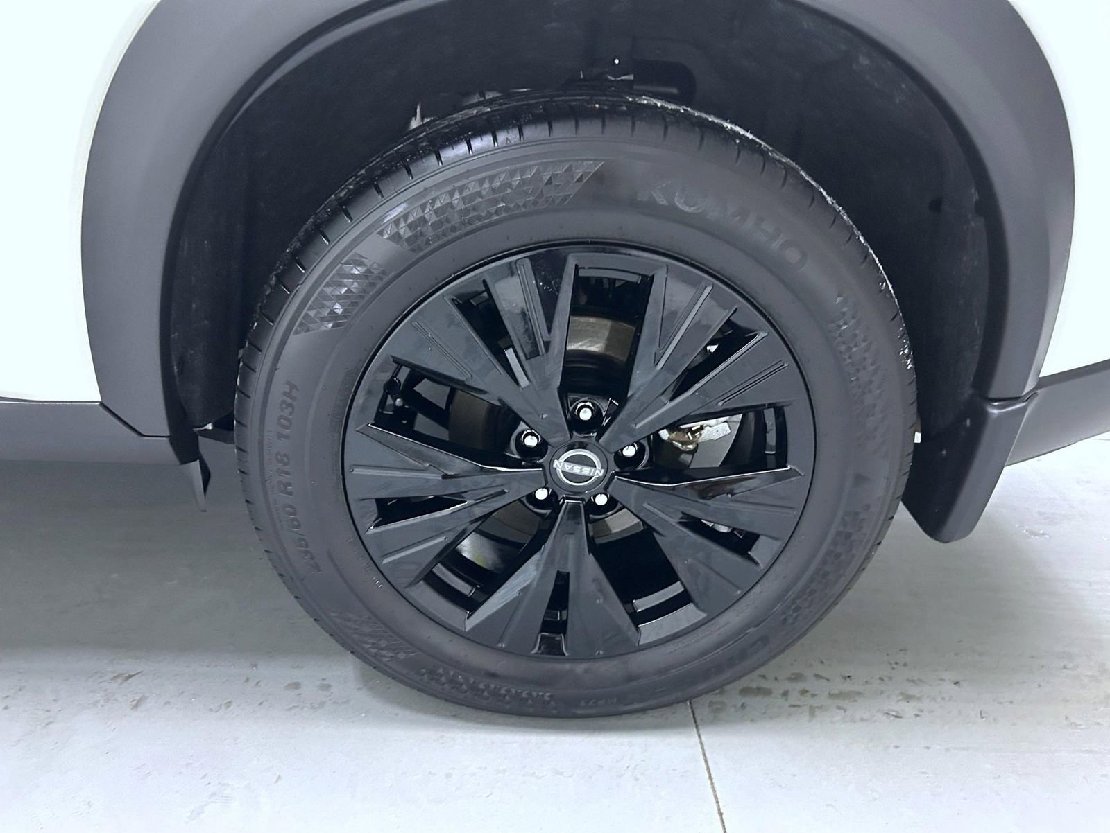 Used 2022 Nissan Rogue SV image 23