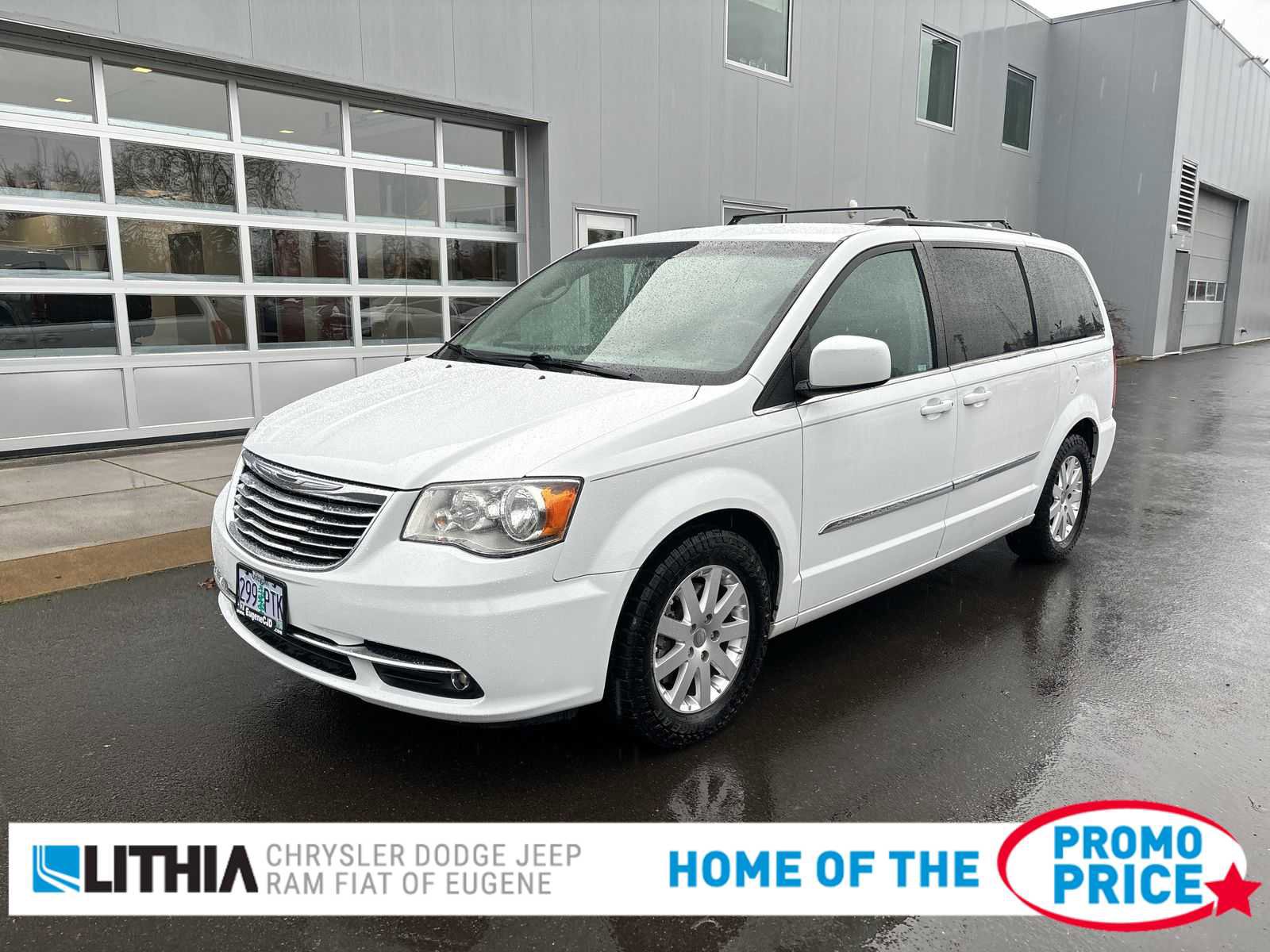 Used 2016 Chrysler Town & Country Touring