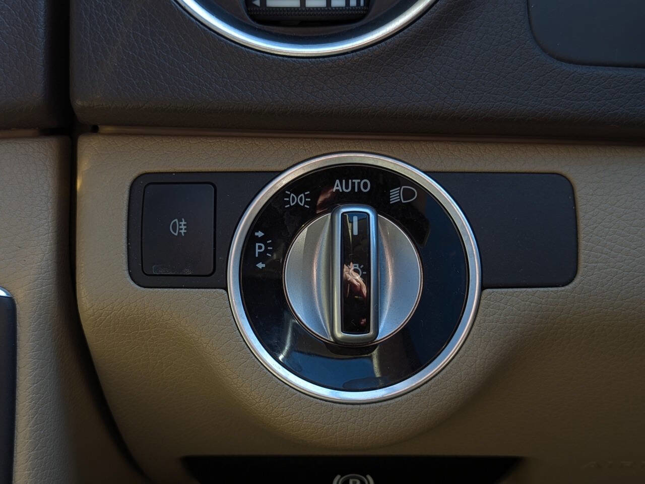 Used 2013 Mercedes-Benz C 300 4MATIC Sedan image 22