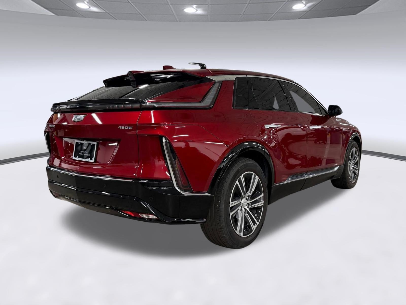 Certified 2024 Cadillac Lyriq Luxury RWD image 9