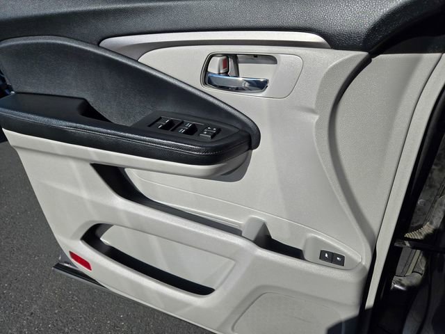 Used 2018 Honda Pilot EX-L image 17