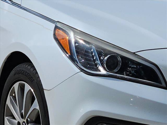 Used 2015 Hyundai Sonata Sport FWD image 4