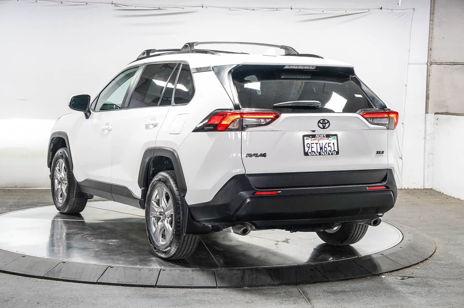Certified 2023 Toyota RAV4 XLE w/ Convenience Package FWD image 3