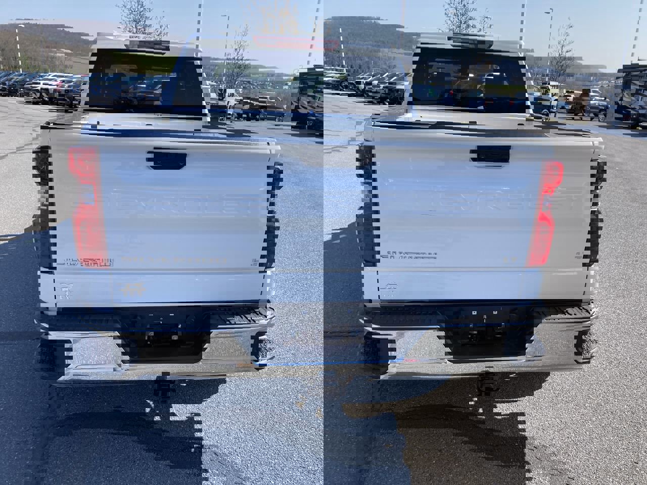 Used 2023 Chevrolet Silverado 1500 LT image 6