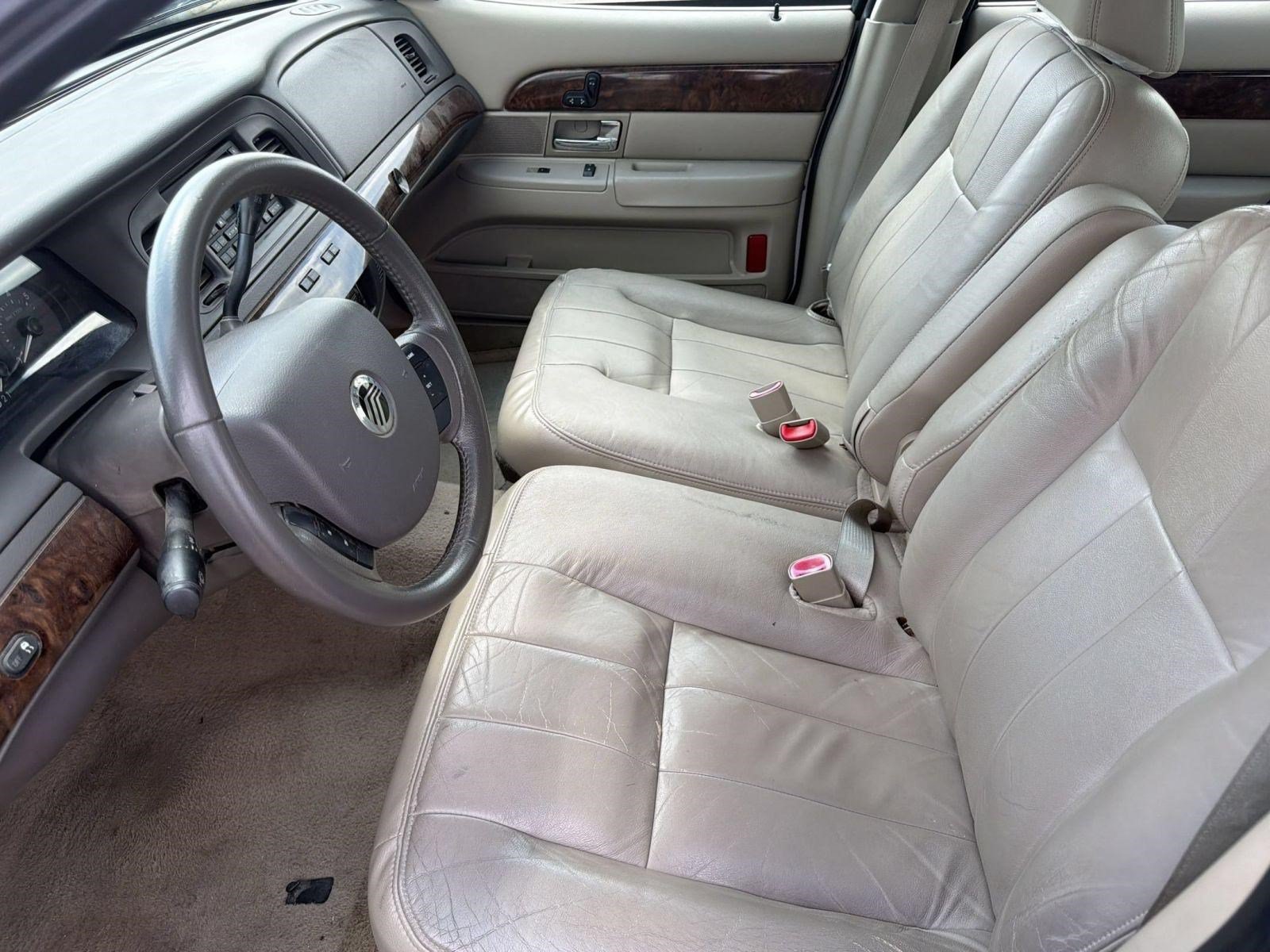 Used 2010 Mercury Grand Marquis LS RWD image 18
