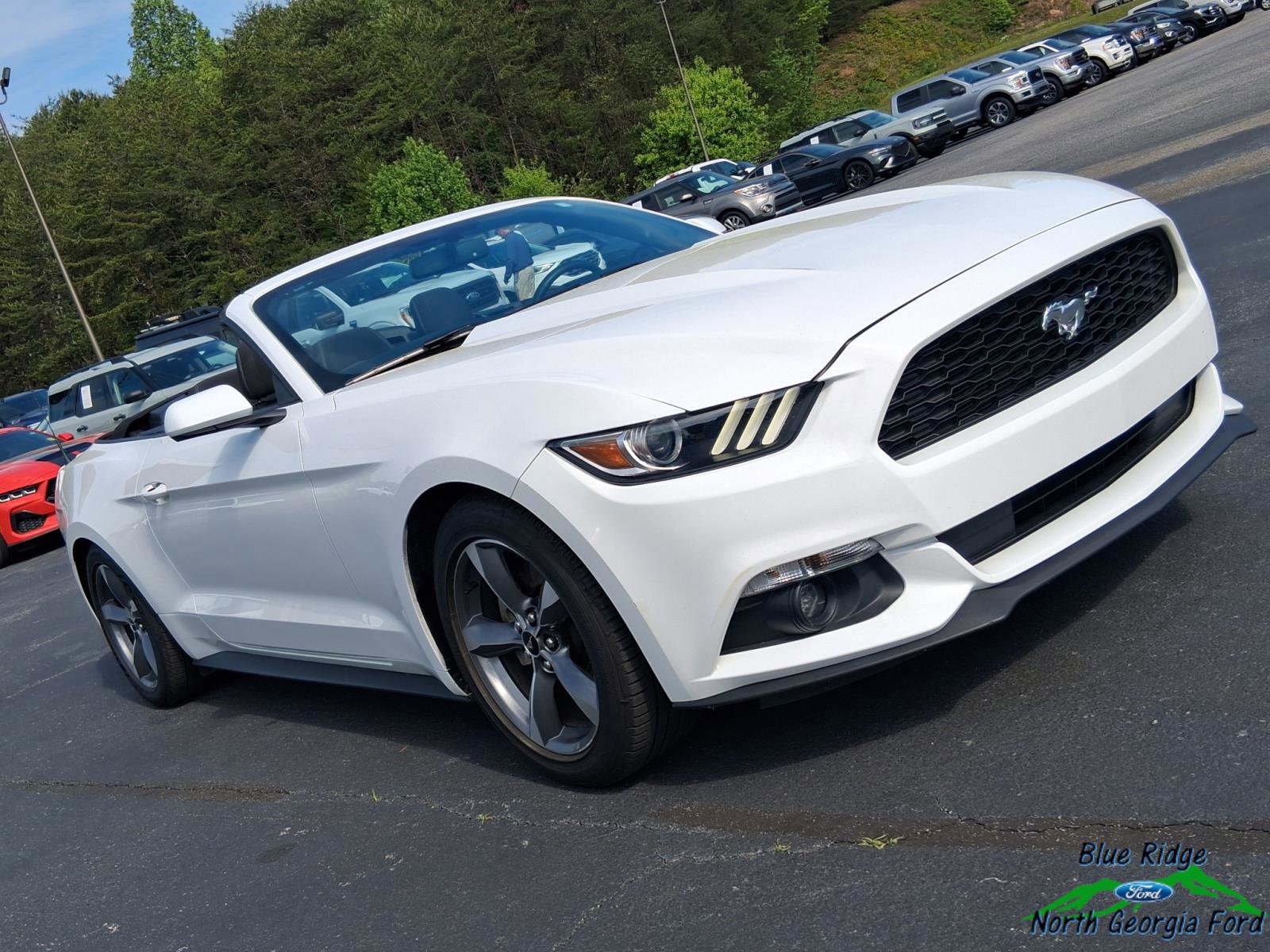 Used 2017 Ford Mustang Convertible w/ Equipment Group 051A RWD image 28