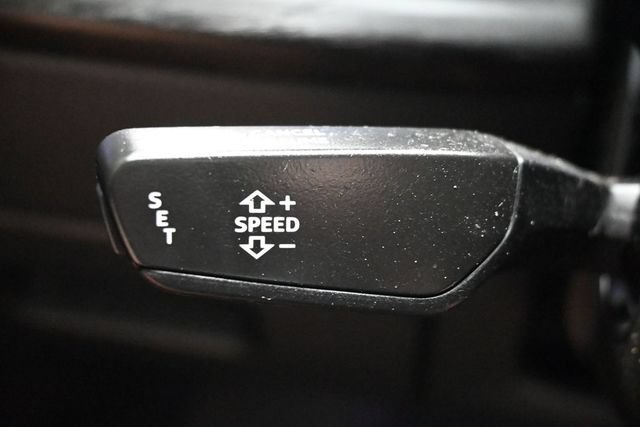Used 2022 Audi Q8 Premium AWD/4WD image 27