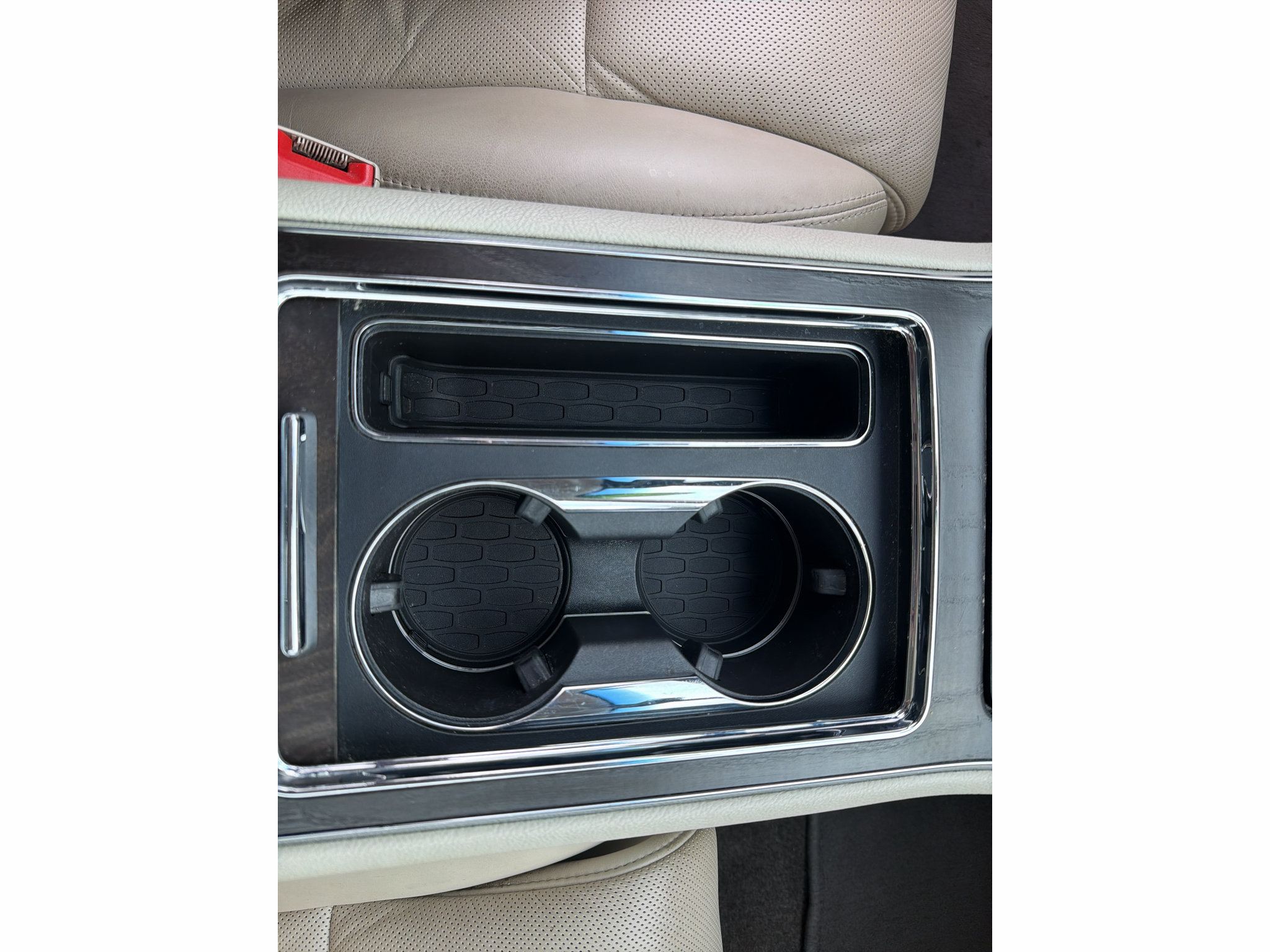 Used 2018 Lincoln Continental Select w/ Continental Climate Package FWD image 18
