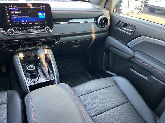 Used 2023 Chevrolet Colorado Z71 w/ Z71 Convenience Package 2 image 15